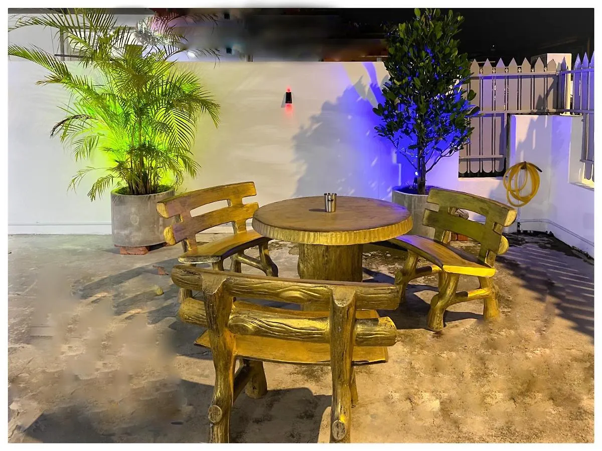 ✩ 23 House ✩ 23号 复古老宅 ✩ Vintage Homestay contacts